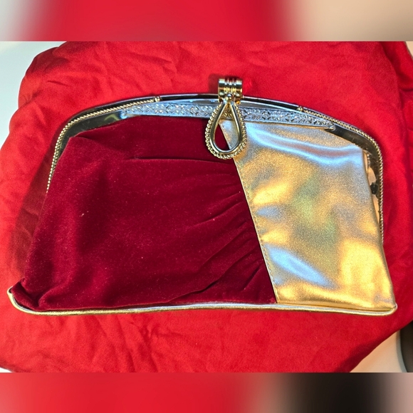 Jainsons Bag - Gold Metallic and Red Velvet Clutch - Picture 6 of 6